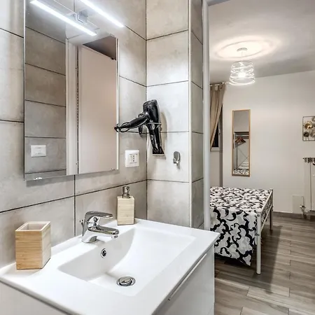 Private Near Old Town And Center La Pieza 巴里